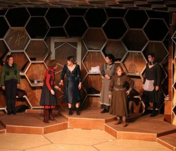 “Gratë” triumfon në Festivalin e Teatrove në Ferizaj