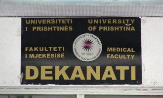 Profesori që priste avancimin në UP, akuzohet për ngacmim seksual