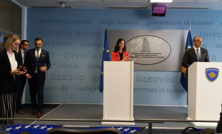 Komisionerja e BE-së thotë se Kosova ka plotësuar kriteret për vizat