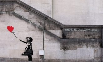 Fotografia në vlerë 1 milion dollarë shkatërrohet pas ankandit