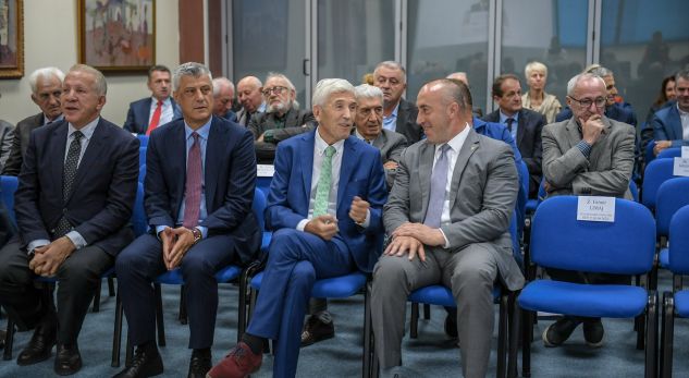 Thaçi e Haradinaj bashkë te Nexhat Daci