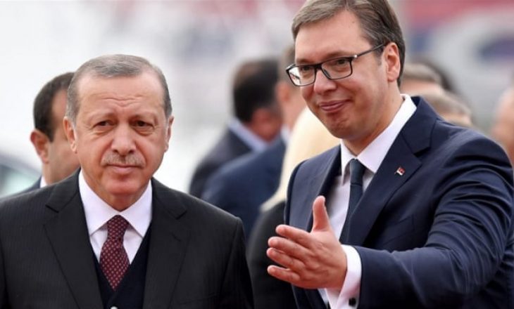 Erdogan e Vuçiq diskutojnë në telefon për Kosovën