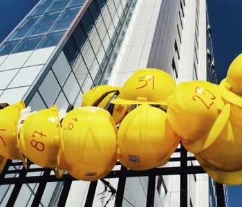 Vdekja e tyre vjen nga koalicioni mes inspektorëve, politikanëve dhe biznesmenëve të ndërtimit