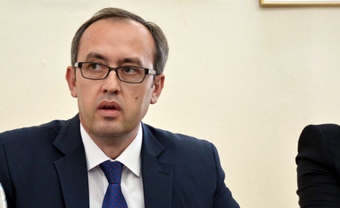 Avdullah Hoti deklarohet për anëtarësimin e Kosovës në Interpol