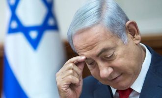Netanyahu flet pasi humbi pushtetin 12 vjeçar në Izrael