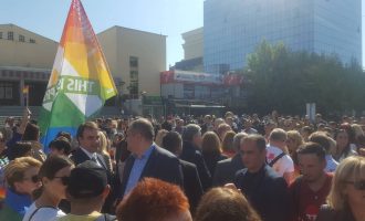 Shpend Ahmeti i bashkangjitet Paradës së Krenarisë