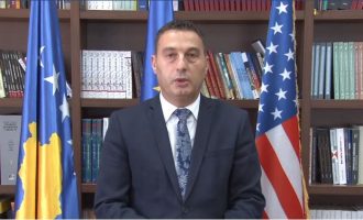 Ministri i Arsimit uron vitin e ri akademik