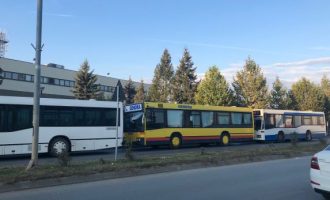 Bllokohet qarkullimi i disa autobusëve urbanë në kryeqytet