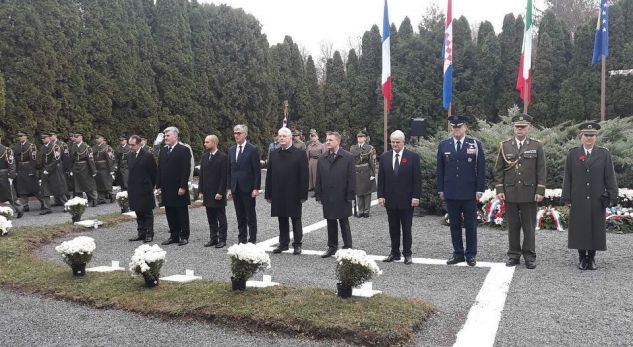 Himni dhe flamuri i Kosovës në Pragë, në shënimin e fundit të Luftës së Parë Botërore