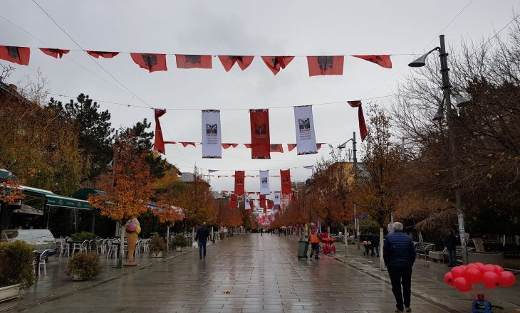 Daçiq: Si askush nuk reagoi pse Kosova feston Ditën e Flamurit shqiptar
