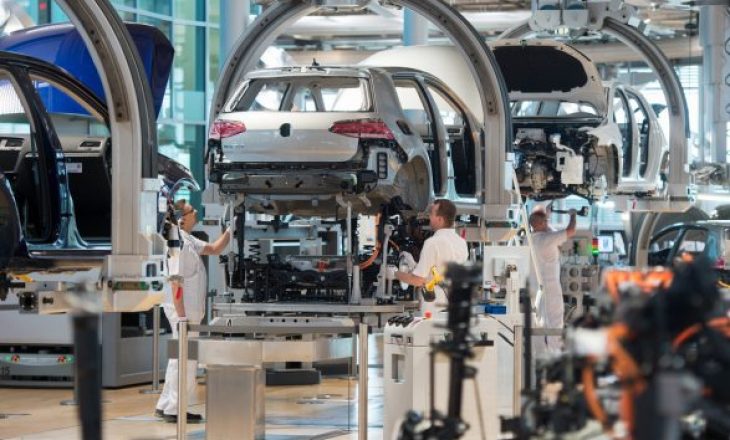 Volkswagen fokusohet për të investuar  në veturat elektrike