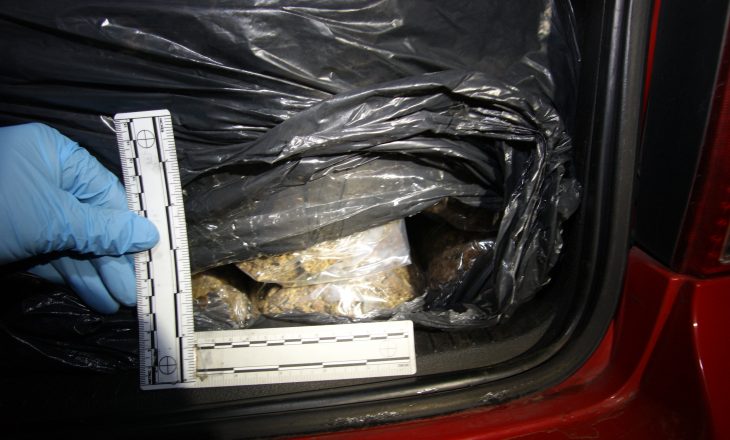 Policia e Kosovës konfiskon mbi 32 kilogramë substancë narkotike, arreston një person të dyshuar
