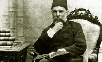 Fotografi e rrallë nga varrimi i Ismail Qemalit