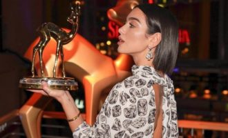 Dua Lipa shënon edhe një tjetër sukses