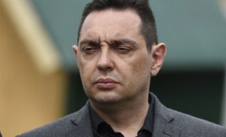 Vullin: Tadiqi me prostitucionin e tij politik vendosi kufij në mes të Serbisë dhe Kosovës