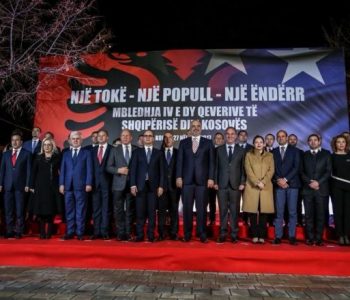 MBLEDHJET E PËRBASHKËTA DHE AUTOSTRADAT, PROPAGANDË PËR BASHKIM APO PËRÇARJE?