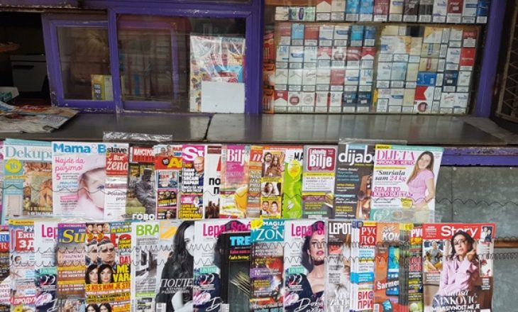 Vendimi i qeverisë për produktet serbe – në veri të Kosovës sot nuk mbërritën as gazetat nga Serbia