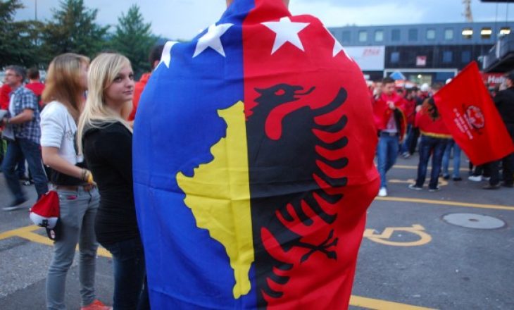 “Bashkimi i Shqipërisë me Kosovën mund të sjellë luftë”