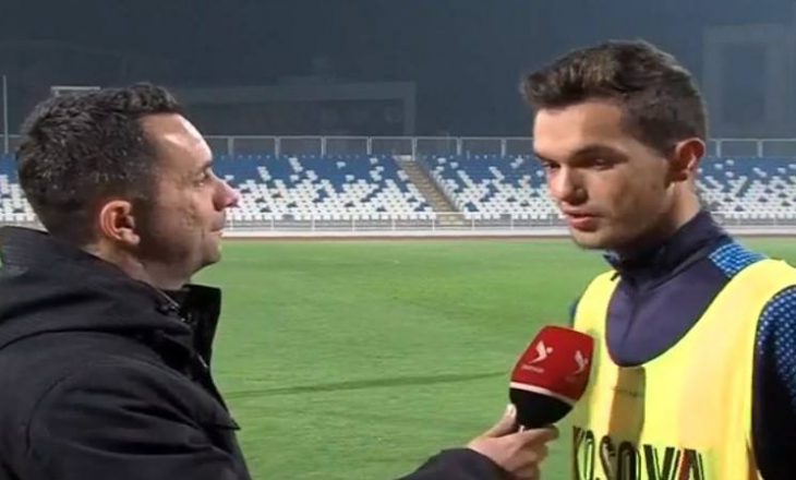 ‘Show’ pas stërvitjes së Kosovës: Futbollisti nuk e kupton gazetarin