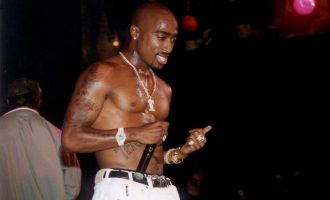 Hetuesi i vdekjes së 2Pac thotë se ekziston një e vërtetë tjetër për vrasjen e reperit të njohur