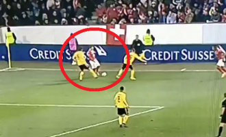 Me këtë lëvizje të vetme, Shaqiri trullosi dy mbrojtës kundërshtarë