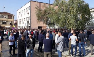 Kryeministri deklarohet për kompaninë në Prizren, e cila po ofron vende pune në Gjermani