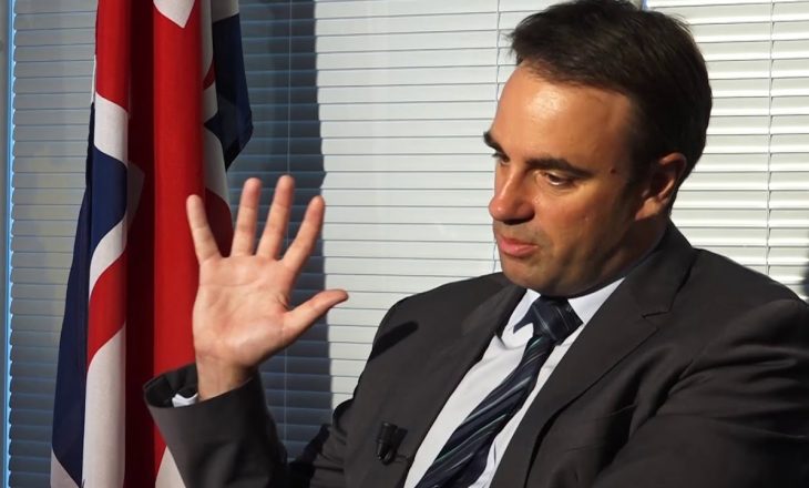 Ambasadori britanik thotë se disa vende i kanë tërhequr njohjet për Kosovën