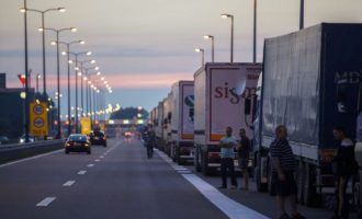 Përkrahje në Kosovë e akuza nga Serbia – Të gjitha reagimet pas vendimit për rritjen e taksës