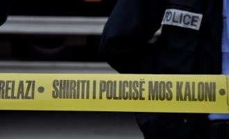 Rrahja e 14-vjeçarit deri në vdekje nga babai: Nëna e viktimës rrëfen tragjedinë