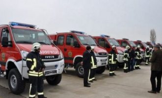 Zjarrfikësit paralajmërojnë protesta