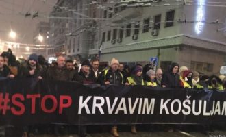 Mijëra demonstrues protestojnë kundër Vuçiq edhe sonte në Beograd