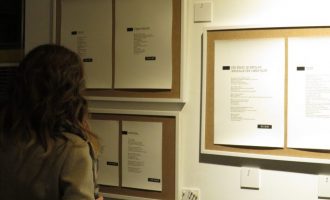 U hap mbrëmë ekspozita dhe festa e shkrimtarëve ‘Hijet e Bardha’ në Galerinë Qahili