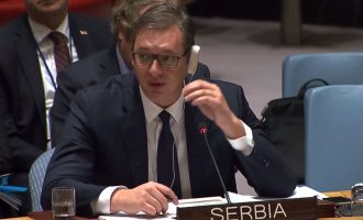 Vuçiq mbrëmë u “tmerrua” nga përkrahja për Ushtrinë e Kosovës