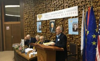 Emin Kabashi, laureat i çmimit “Esad Mekuli”