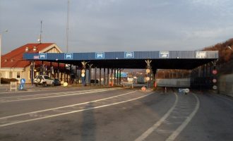 I dha ryshfet policit për ta kaluar kufirin, një muaj paraburgim për shtetasin shqiptar