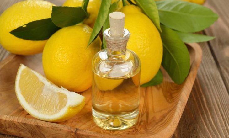 Përfitimet shëndetësore nga përzierja e limonit me vaj ulliri