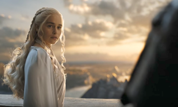 Nga dragonjtë te Elfët, Emilia Clark në “Last Christmas”