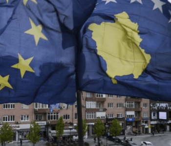 Kthimi i vendimit për njohjen e Kosovës: Uashingtoni përpiqet të ndalë trendin