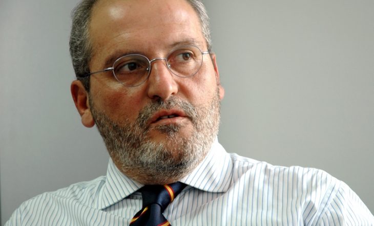 E pritshme: Surroit nuk i ka pëlqyer emërimi i Cakajt në postin e kryediplomatit të Shqipërisë