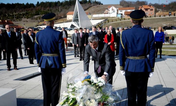 Thaçi në Ditën e Veteranëve kujton betejën e familjes Jashari