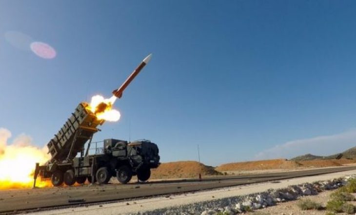 Pas raketave S-400 ruse, Turqia blen armatim edhe nga Amerika