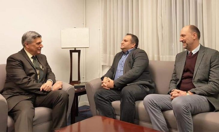 Ahmeti e Ymeri takohen me ambasadorin amerikan, bisedojnë rreth dialogut me Serbinë