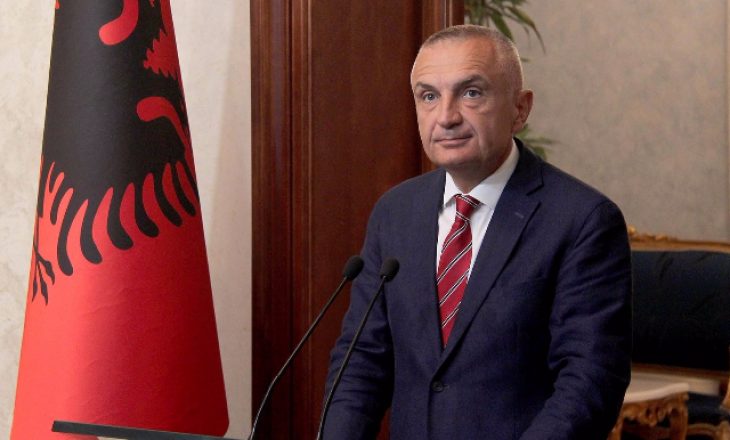 Presidenti Meta vazhdon debatin për mosdekretimin e Cakajt