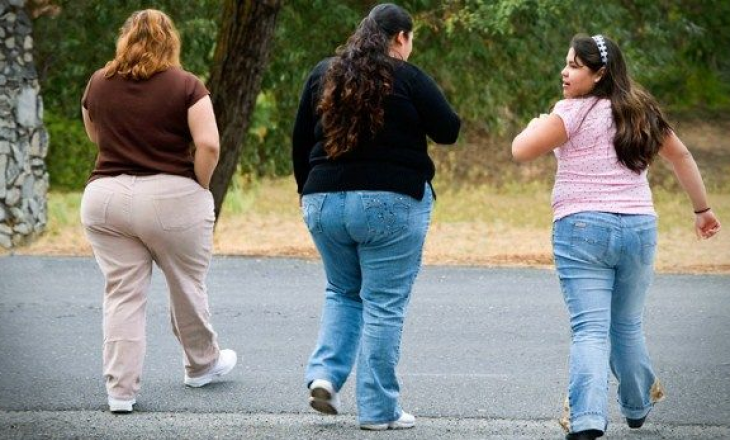 Si ndikon obeziteti në pubertetin e hershëm