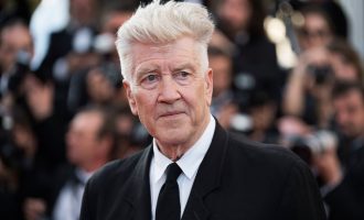 David Lynch do të mbajë një koncert virtual të quajtur “Meditate America”