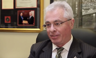 Për Kosovën, i vetmi opsion është njohja reciproke brenda kufijve të sotëm