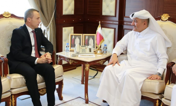Ministri Reçica në Katar, zhvillon takime me përfaqësues të lartë institucionalë