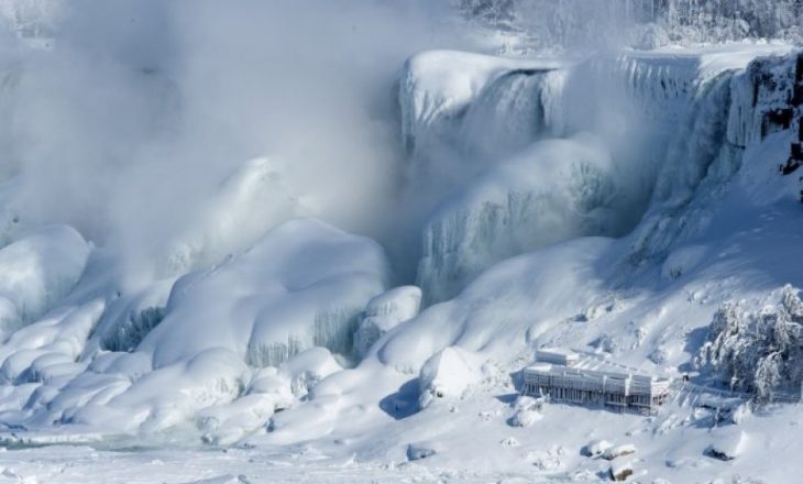 Niagara në akull, atraksion për vizitorët