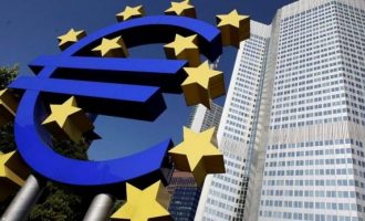 Euro i mbush 20 vjet, sukses apo dështim?