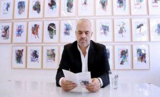 Edi Rama me ekspozitë skulpturash në Berlin